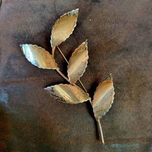 Vintage Sterling vermeil leaf pin
